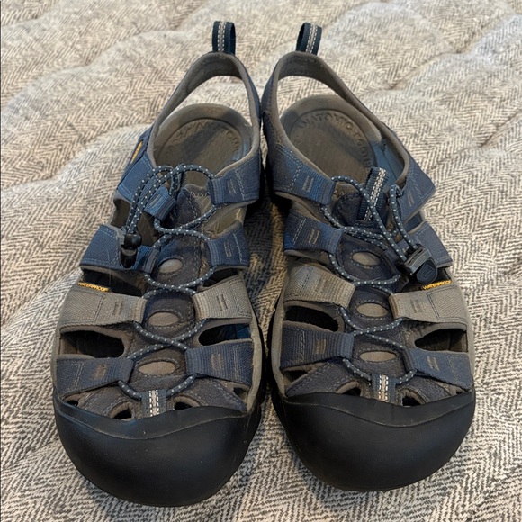 Keen waterproof sandals size 11.5